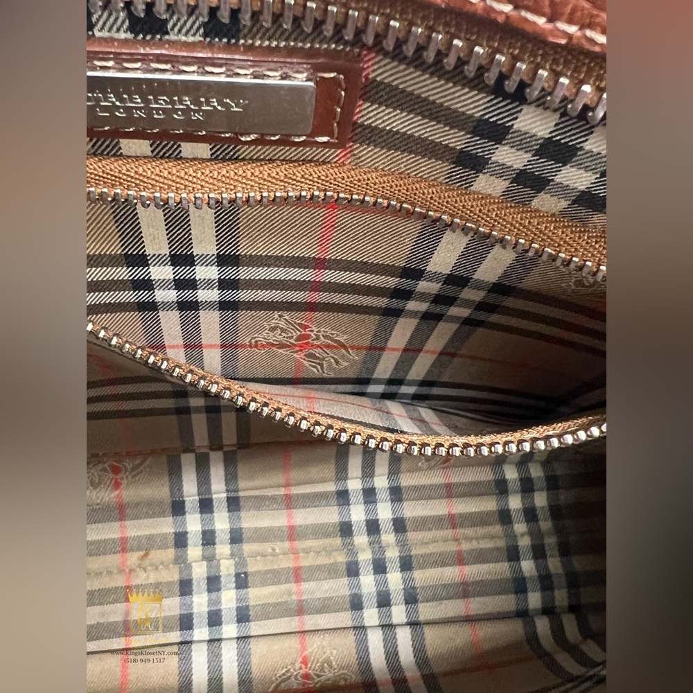 Burberry pouch - Picture 8 of 13